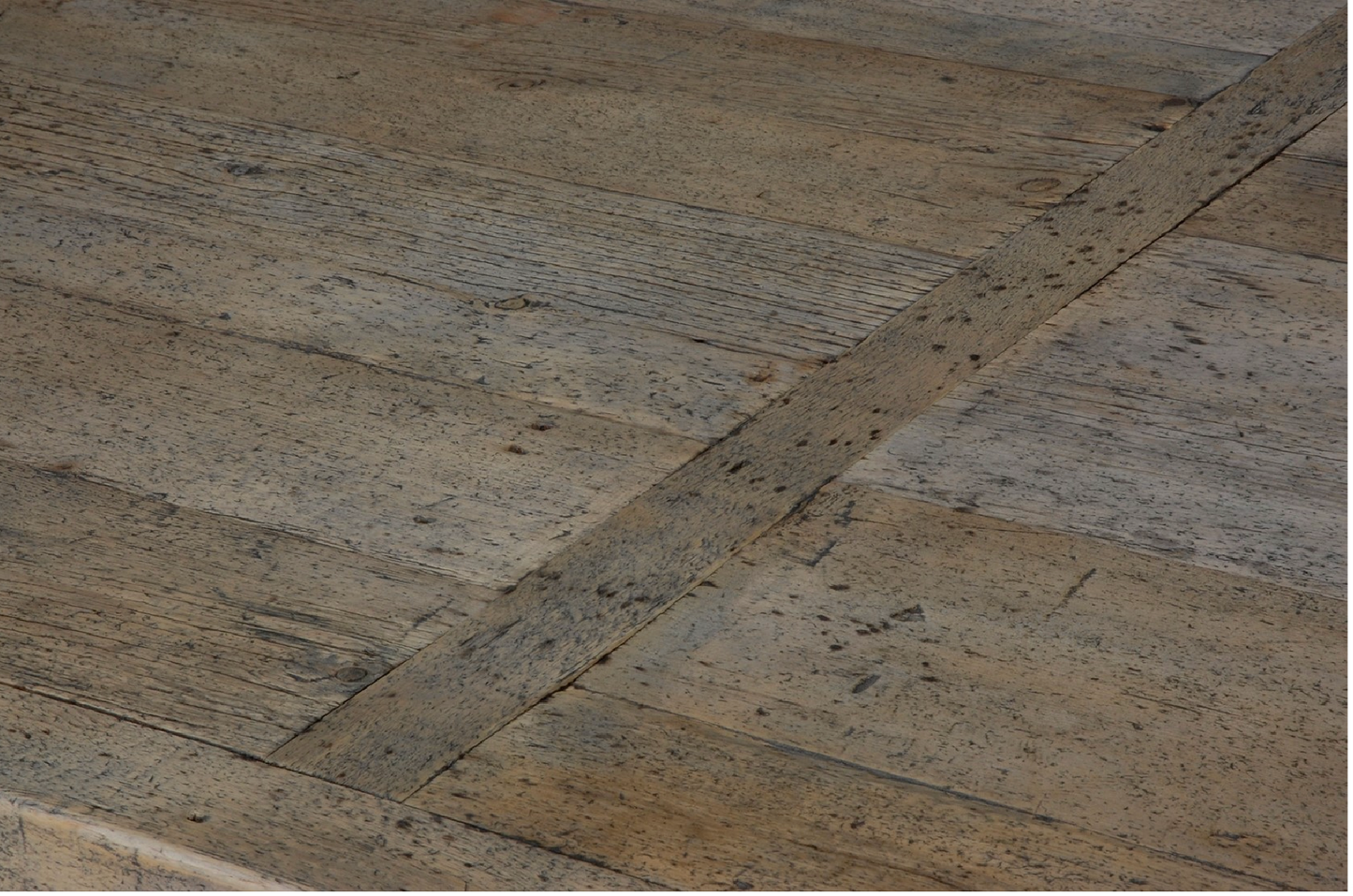 Aix en Provence Dining Table