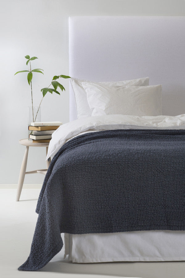 Himla Dani Bedspread Indigo