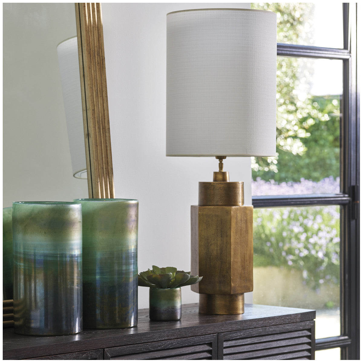 Runa Brass table lamp